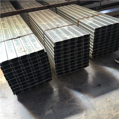 Iron Square Pipe Black Painted Welded Rectangle Steel Tube